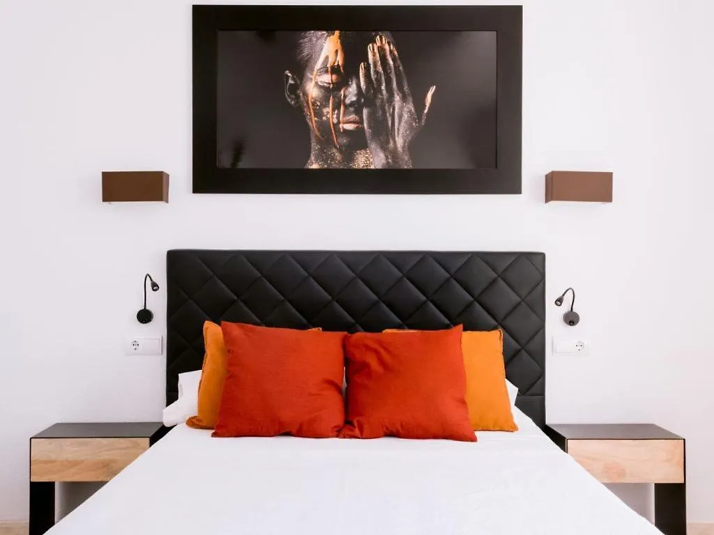 Villa Km2 Lovely Villa Located Just Outside Of Sa Carroca A 5 Minute Drive From Playa Den Bossa San José İspanya