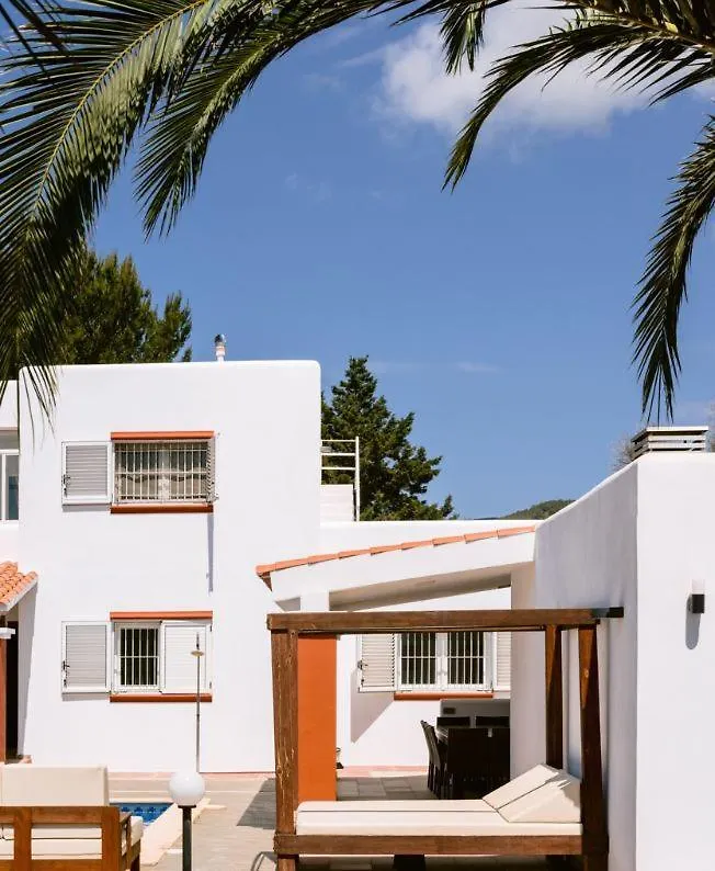 Villa Km2 Lovely Villa Located Just Outside Of Sa Carroca A 5 Minute Drive From Playa Den Bossa Sant Josep de sa Talaia Spain
