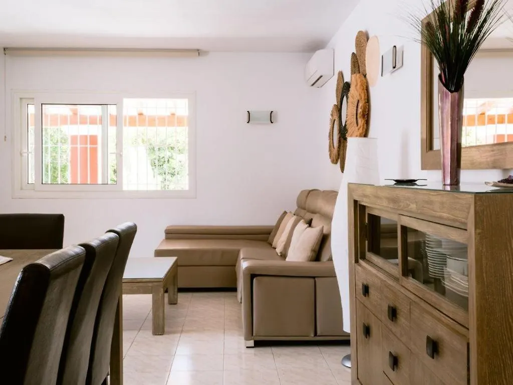 Villa Km2 Lovely Villa Located Just Outside Of Sa Carroca A 5 Minute Drive From Playa Den Bossa Sant Josep de sa Talaia